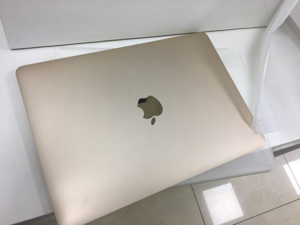 Macbook recondicionado (à venda na CellShop - vitrine exclusiva) 