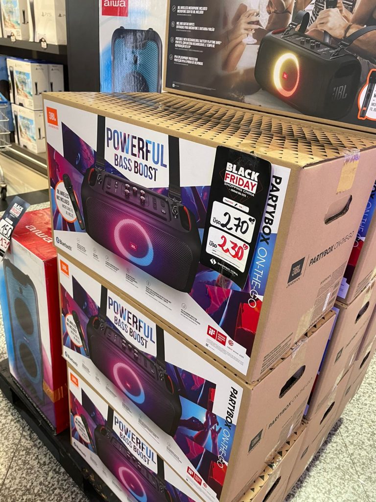 JBL em promoção no Shopping China Imp